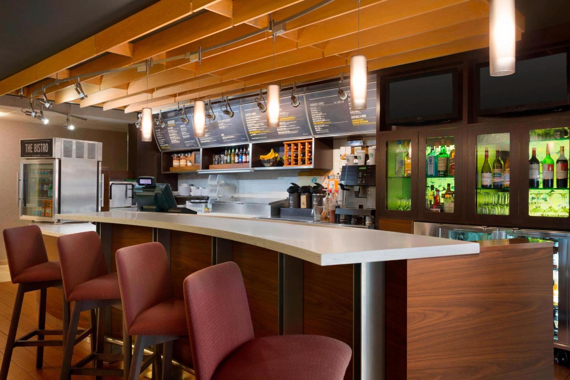 Courtyard By Marriott Champaign Hotel Bagian luar foto