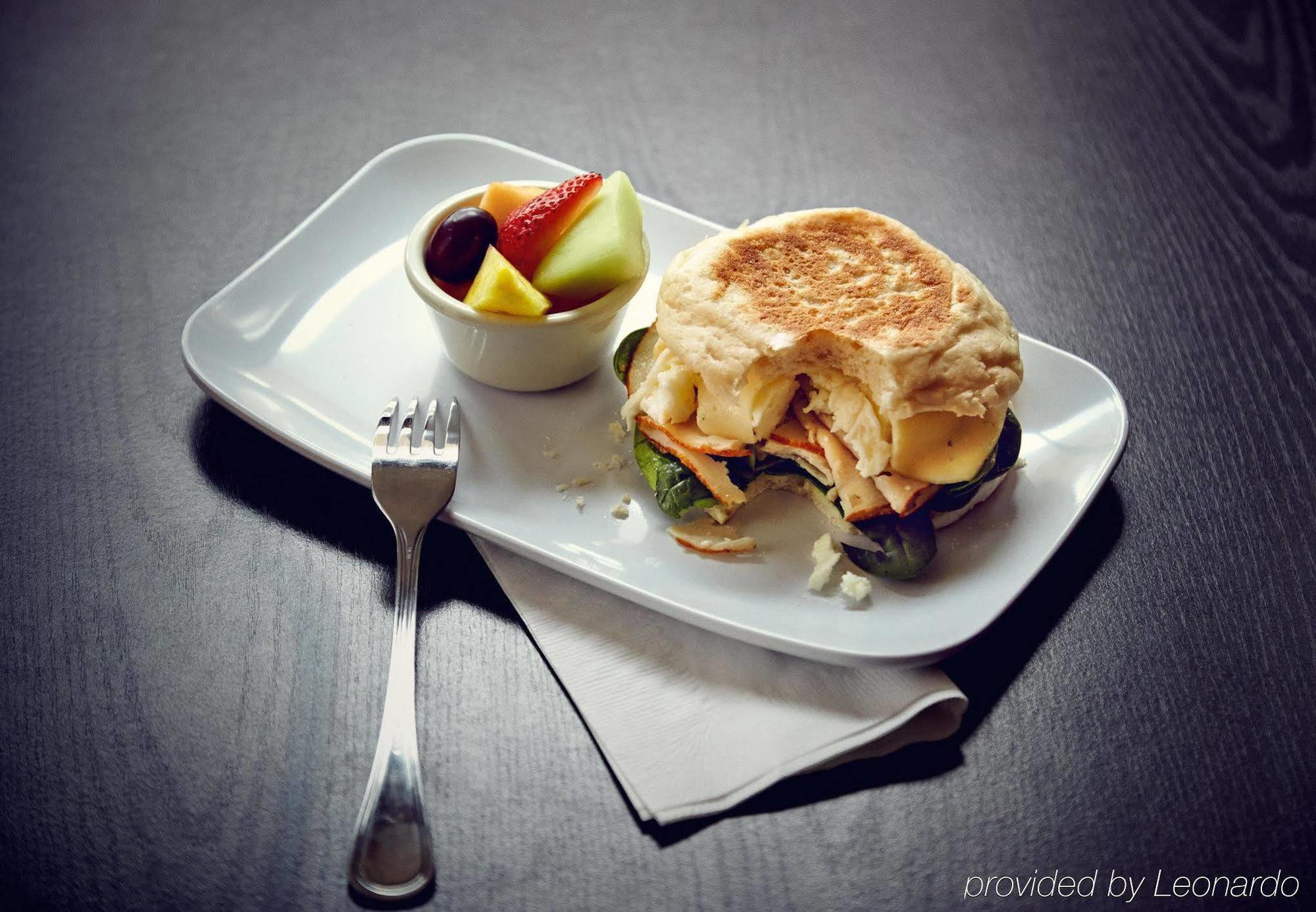 Courtyard By Marriott Champaign Hotel Bagian luar foto